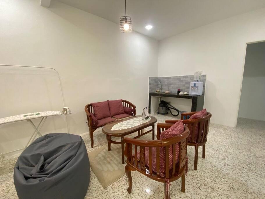 The Lawo Homestay Kuala Terengganu Luaran gambar